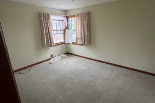 405 S 4th St, Fairbury, IL 61739 - Photo 11