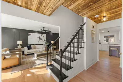 613 Zaininger Avenue, Naperville, IL 60563 - Photo 3