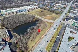 1S628 Oakbrook Lake, Oak Brook, IL 60181 - Photo 1