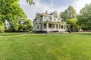 612 E Peru St, Princeton, IL 61356 - Photo 1