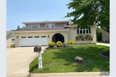 473 S Edgewood Avenue, Wood Dale, IL 60191 - Photo 1