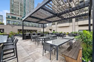 30 E Huron St, Chicago, IL 60611 - Photo 17