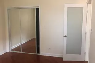 1533 W Hollywood Ave, Chicago, IL 60660 - Photo 15