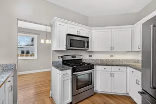 702 Pinehurst Dr, North Aurora, IL 60542 - Photo 15