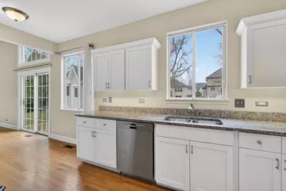 702 Pinehurst Drive, North Aurora, IL 60542 - Photo 17