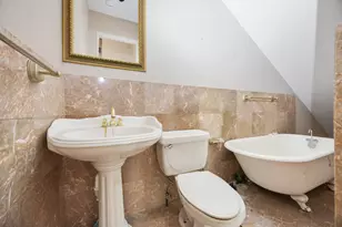 3143 S Giles Ave, Chicago, IL 60616 - Photo 11