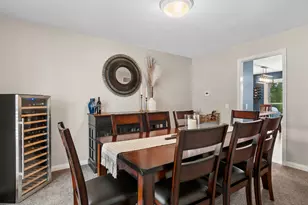 2504 Sun Valley Rd, Lisle, IL 60532 - Photo 5