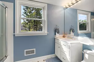 372 Stratford Rd, Des Plaines, IL 60016 - Photo 11