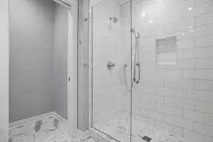 2527 W Homer St, Chicago, IL 60647 - Photo 19