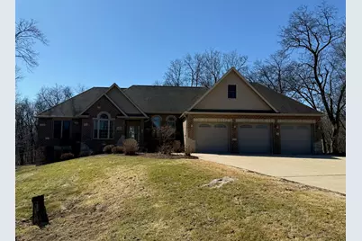 1913 W Leopard Drive, Dixon, IL 61021 - Photo 1