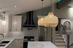 700 Florence Dr, Park Ridge, IL 60068 - Photo 11