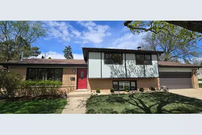 700 Florence Drive, Park Ridge, IL 60068 - Photo 1