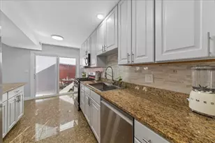 1836 Stockton Dr, Hoffman Estates, IL 60169 - Photo 9