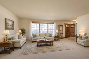 1418 S Princeton Ave, Arlington Heights, IL 60005 - Photo 3