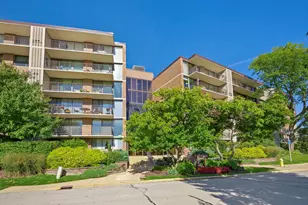 2 S Atrium Wy, Elmhurst, IL 60126 - Photo 43