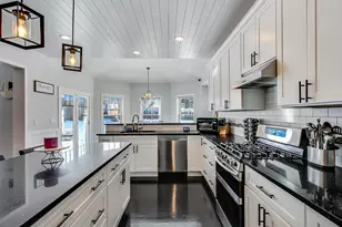 10S330 Oneill Dr, Burr Ridge, IL 60527 - Photo 9