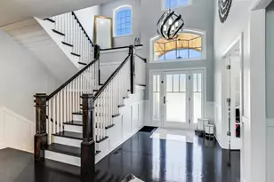 10S330 Oneill Dr, Burr Ridge, IL 60527 - Photo 3