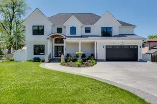 10S330 Oneill Dr, Burr Ridge, IL 60527 - Photo 1