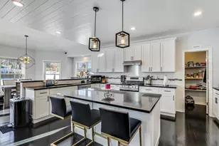 10S330 Oneill Dr, Burr Ridge, IL 60527 - Photo 7