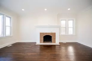 15641 Marshfield Ave, Harvey, IL 60426 - Photo 3