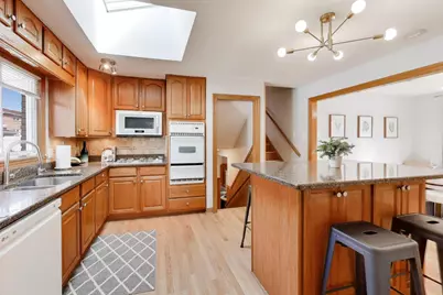 10649 S 81 Avenue S, Palos Hills, IL 60465 - Photo 9