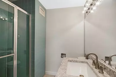 601 E 32nd Street #1001, Chicago, IL 60616 - Photo 9