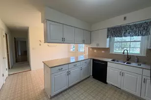 3501 Bankview Dr, Joliet, IL 60431 - Photo 11