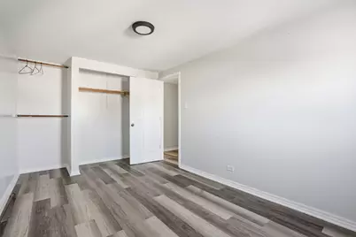 10046 S Commercial Avenue, Chicago, IL 60617 - Photo 15