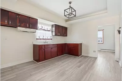 10046 S Commercial Avenue, Chicago, IL 60617 - Photo 5