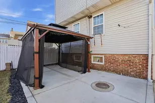 10046 S Commercial Ave, Chicago, IL 60617 - Photo 25