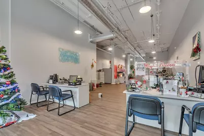 26 N Broadway, Aurora, IL 60505 - Photo 3