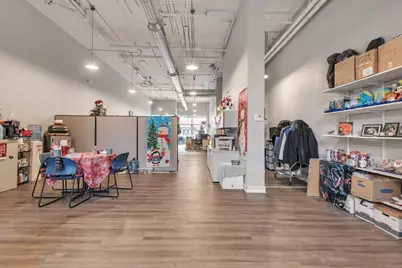 26 N Broadway, Aurora, IL 60505 - Photo 7