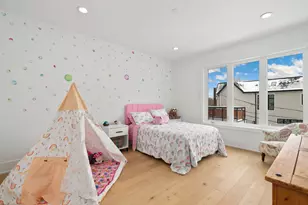 2938 N Leavitt St, Chicago, IL 60618 - Photo 13