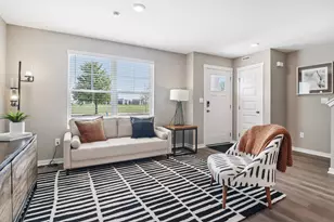 2308 Noble Ln, Yorkville, IL 60560 - Photo 3