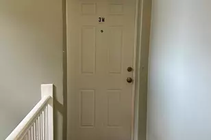 941 E Marquette Rd, Chicago, IL 60637 - Photo 3