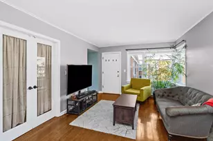 524 Michigan Ave, Evanston, IL 60202 - Photo 5