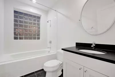 1033 W Monroe Street #2, Chicago, IL 60607 - Photo 15