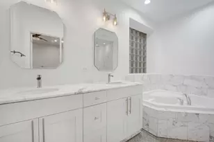 1033 W Monroe St, Chicago, IL 60607 - Photo 11