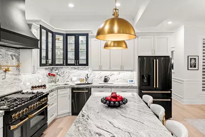 515 E Oakwood Boulevard, Chicago, IL 60653 - Photo 23