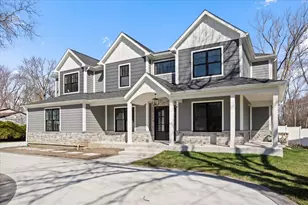 1418 W Maude Ave, Arlington Heights, IL 60004 - Photo 1