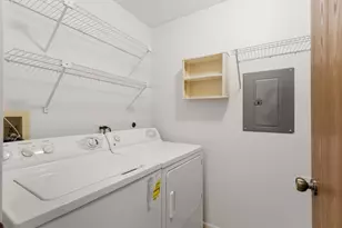 197 Camden Ct, Schaumburg, IL 60194 - Photo 15