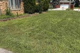 2900 175th St, Hazel Crest, IL 60429 - Photo 3