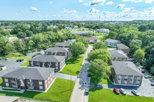 4815 Creek View Rd, Rockford, IL 61108 - Photo 7