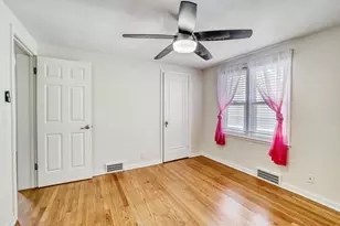 626 N Hough St, Barrington, IL 60010 - Photo 15