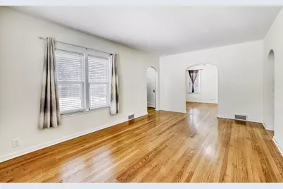 626 N Hough Street, Barrington, IL 60010 - Photo 3