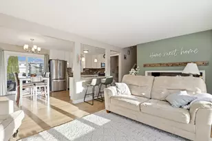 16538 Parliament Ave, Tinley Park, IL 60477 - Photo 3