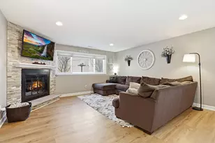 16538 Parliament Ave, Tinley Park, IL 60477 - Photo 5