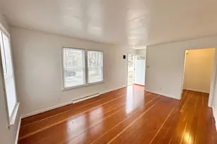 858 Clay St, Woodstock, IL 60098 - Photo 3