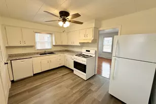 858 Clay St, Woodstock, IL 60098 - Photo 7