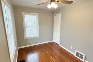 858 Clay St, Woodstock, IL 60098 - Photo 15